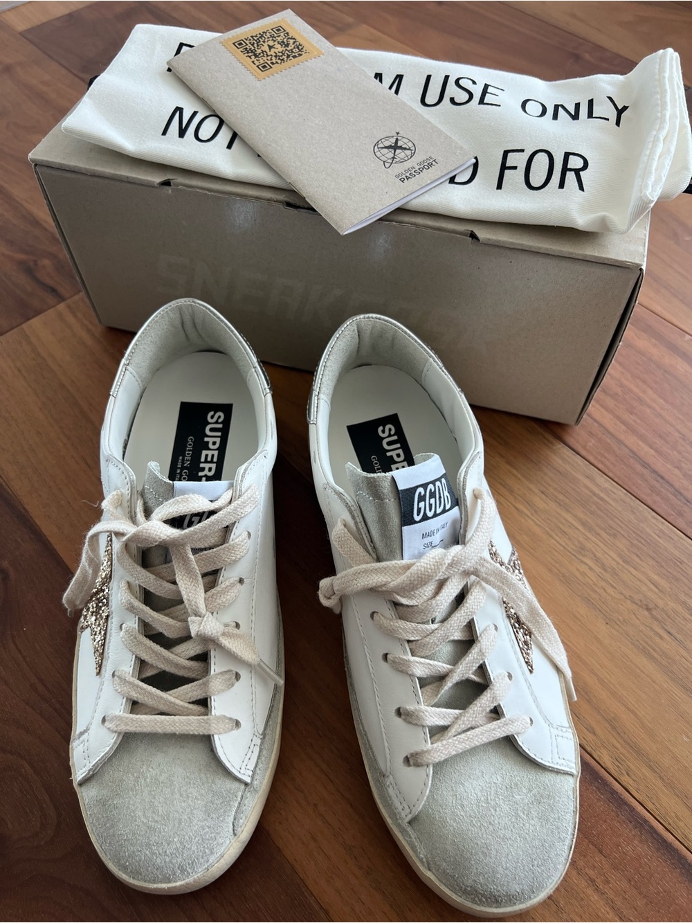 Golden Goose Low-Top Sneakers